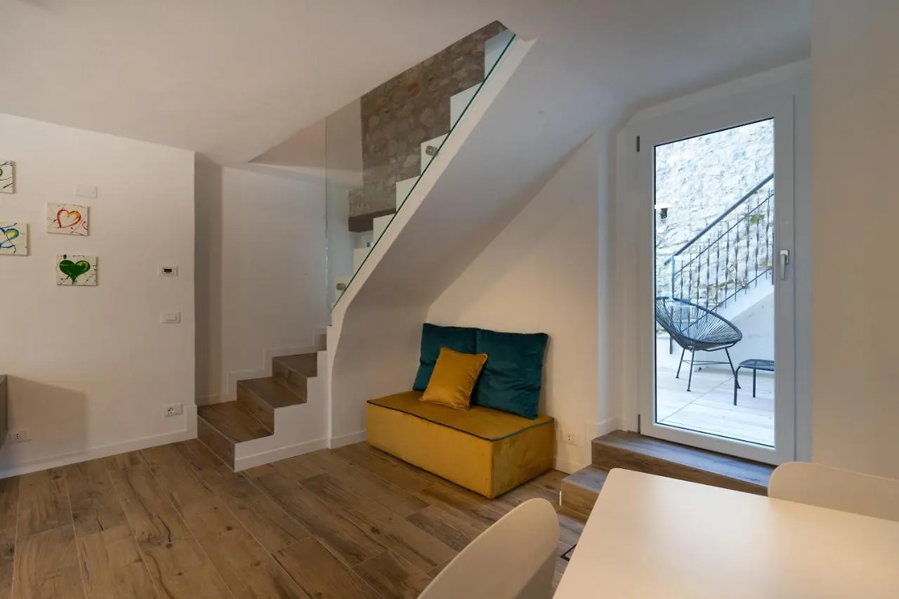 הוילה צ'יזון די ולמרינו A Casa Di Lupo איטליה